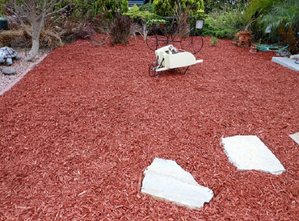 Red Woodchips